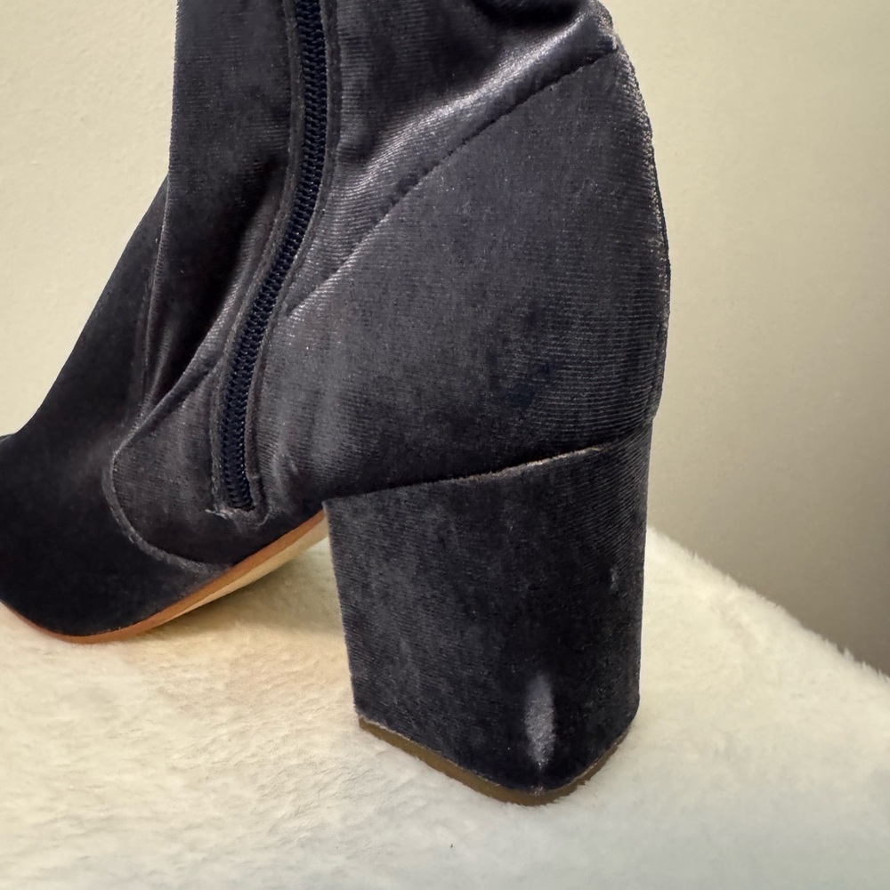LOFT Grey Ankle Booties Velvet Sophistication - Picture 4 of 7